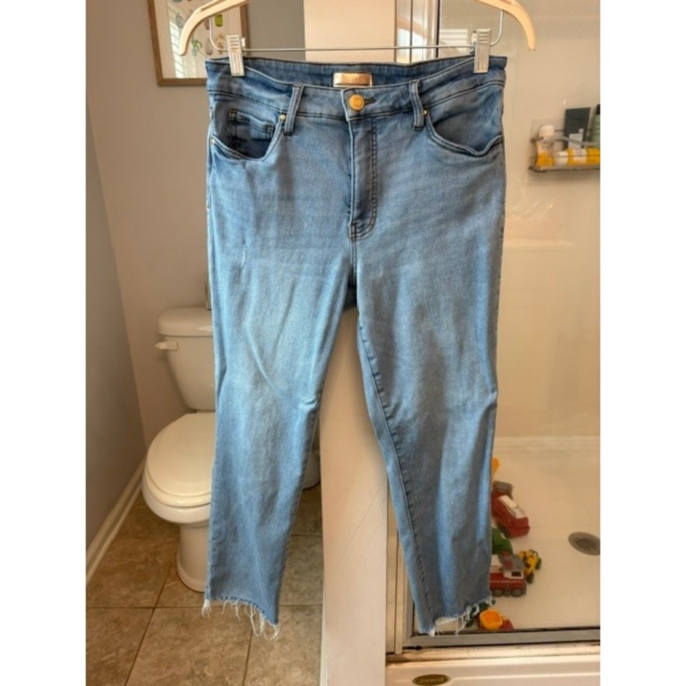 KUT From The Kloth Women's 10 Light Wash Cropped Straight Jeans Raw Hem 27"